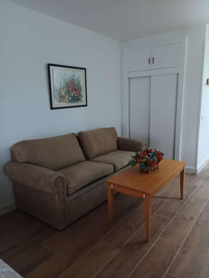 Apartment for rent in Parque de la Paloma, Spain - Image 6