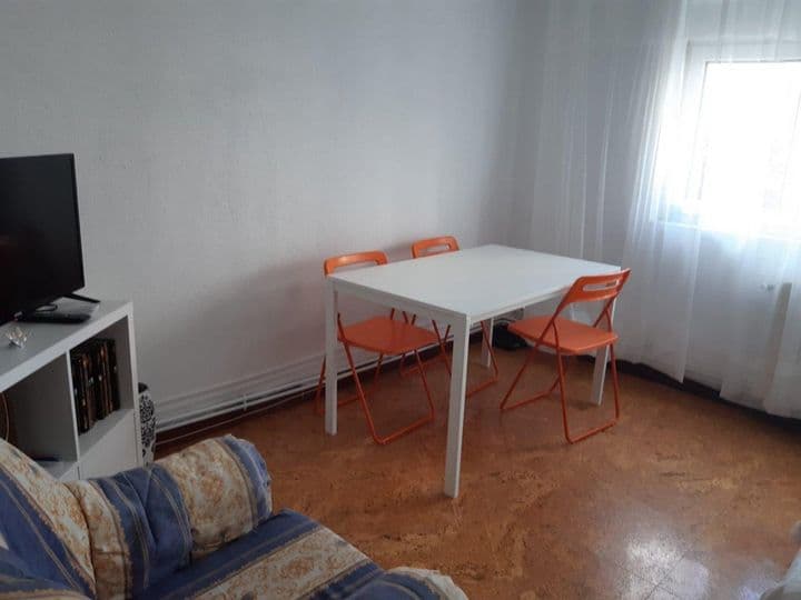 3 bedrooms apartment for rent in Santander, Spain - Image 4