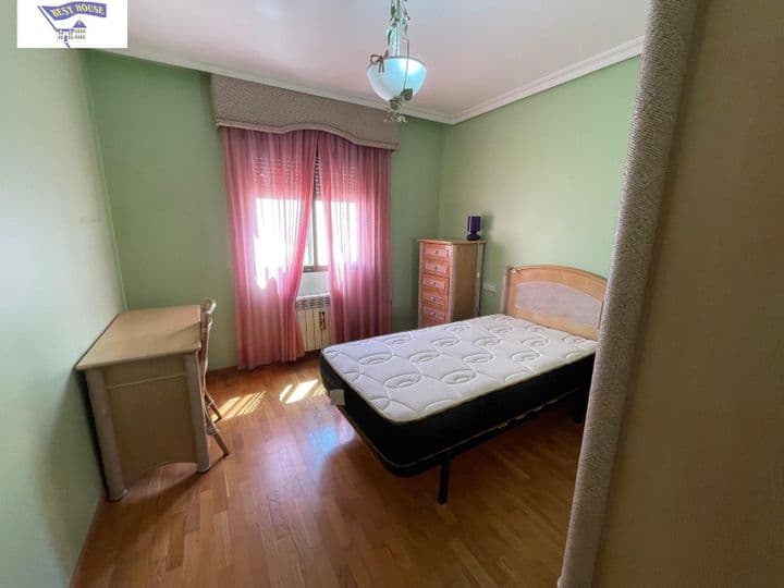 4 bedrooms apartment for rent in Albacete, Spain - Image 4