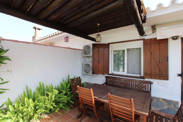 3 bedrooms house for rent in Churriana, Spain - Image 4