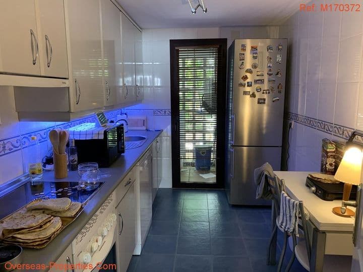 2 bedrooms apartment for sale in Nueva Andalucia, Spain - Image 12