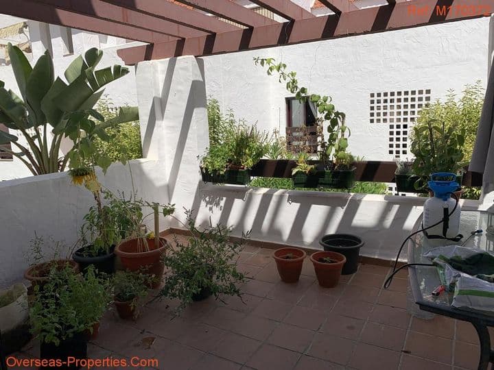 2 bedrooms apartment for sale in Nueva Andalucia, Spain - Image 3