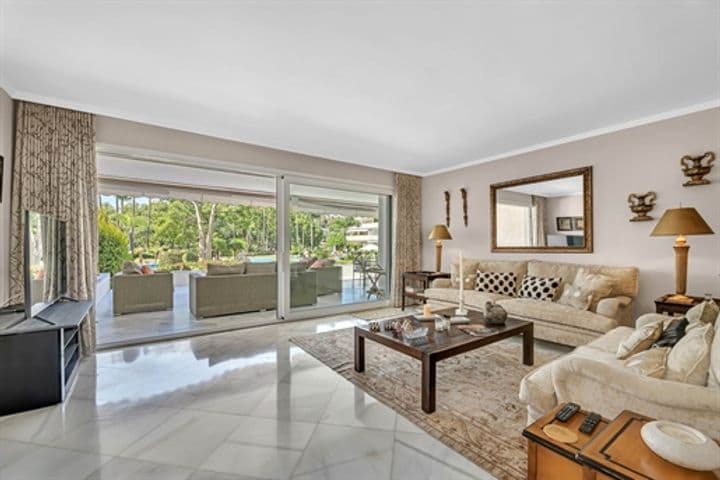 3 bedrooms apartment for sale in Marbella, Spain - Image 2