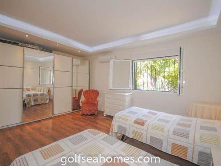 2 bedrooms apartment for rent in Benalmadena Costa, Spain - Image 8