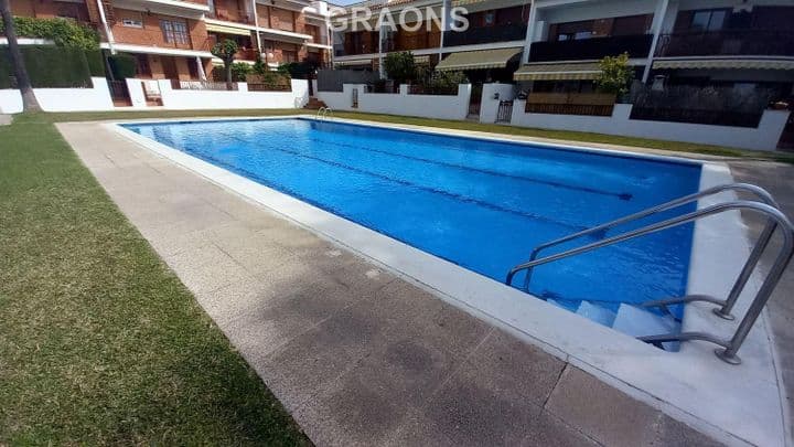 4 bedrooms house for sale in Premia de Dalt, Spain - Image 4