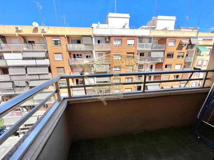 4 bedrooms apartment for rent in Valencia, Spain - Image 10