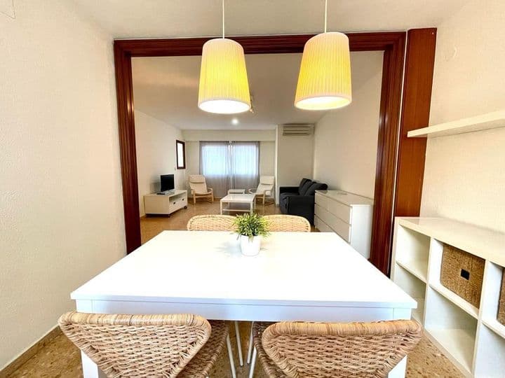 4 bedrooms apartment for rent in Valencia, Spain