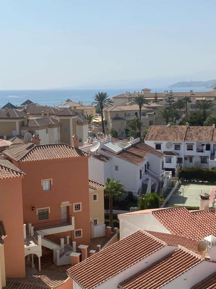 2 bedrooms apartment for rent in Torrox Costa, Spain - Image 6