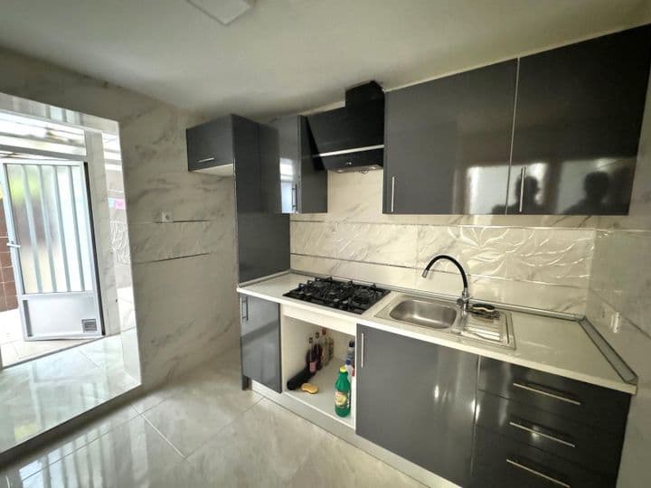 3 bedrooms apartment for sale in Distrito 2, Spain - Image 8