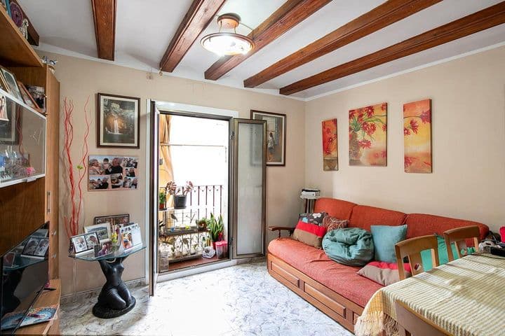 4 bedrooms apartment for sale in Ciutat Vella, Spain - Image 2