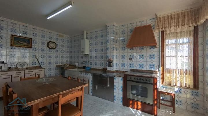 4 bedrooms house for sale in Cantabria, Spain - Image 8