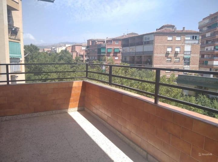 3 bedrooms apartment for rent in Granada, Spain - Image 4