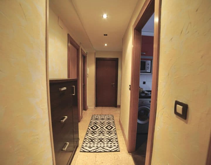 3 bedrooms apartment for sale in Pamplona, Spain - Image 3