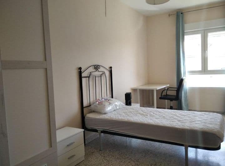 3 bedrooms apartment for rent in Granada, Spain - Image 12