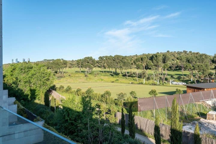 House for sale in Moncloa - Aravaca, Spain - Image 2