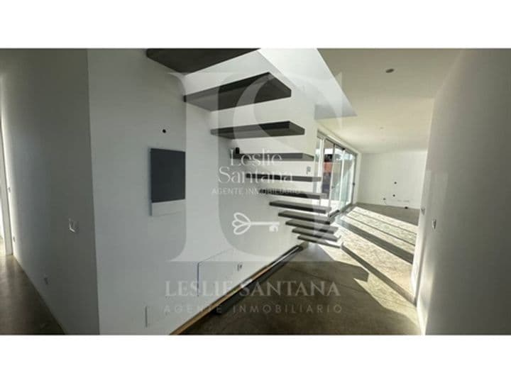 House for sale in La Oliva, Spain - Image 2