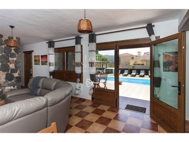 House for sale in La Oliva, Spain - Image 7