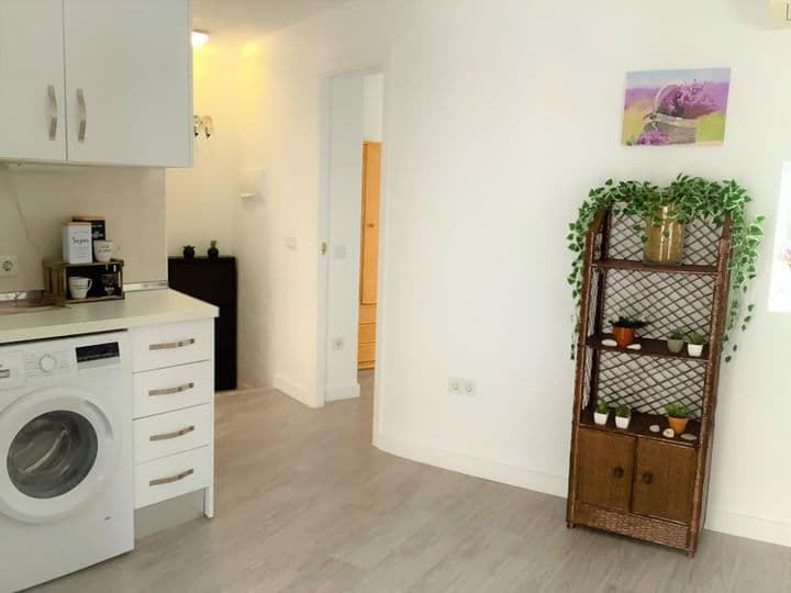 2 bedrooms apartment for sale in Centro, Spain - Image 8