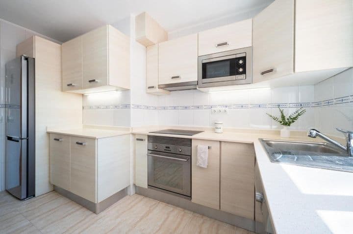 3 bedrooms apartment for rent in Palma de Mallorca, Spain - Image 8