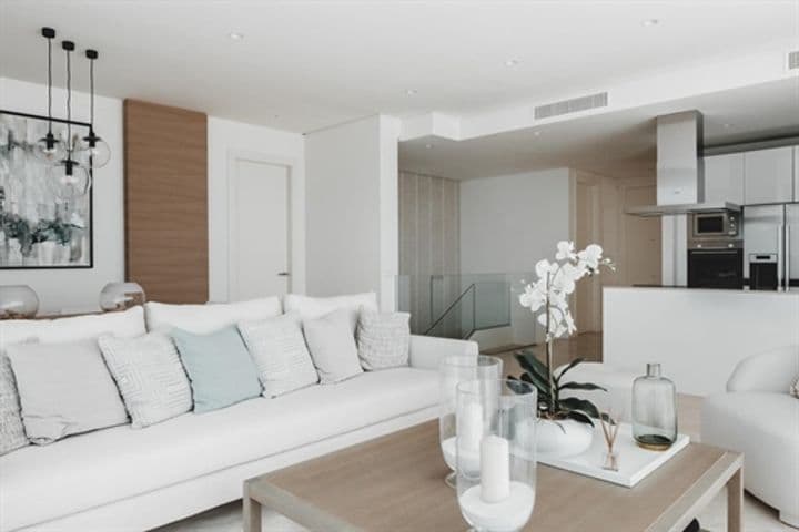 3 bedrooms apartment for sale in Benahavis, Spain - Image 3