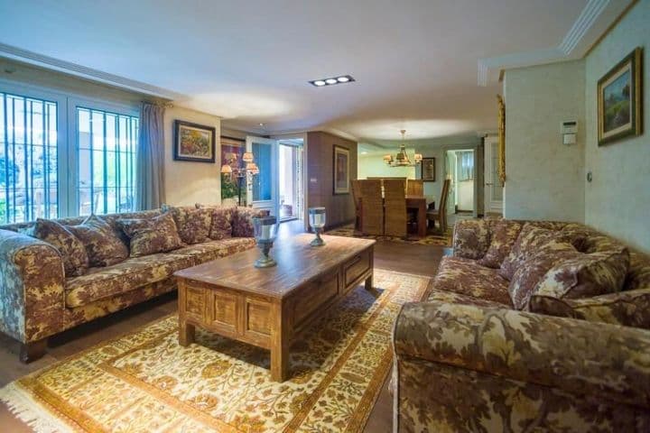 3 bedrooms apartment for sale in Chamartin, Spain - Image 8