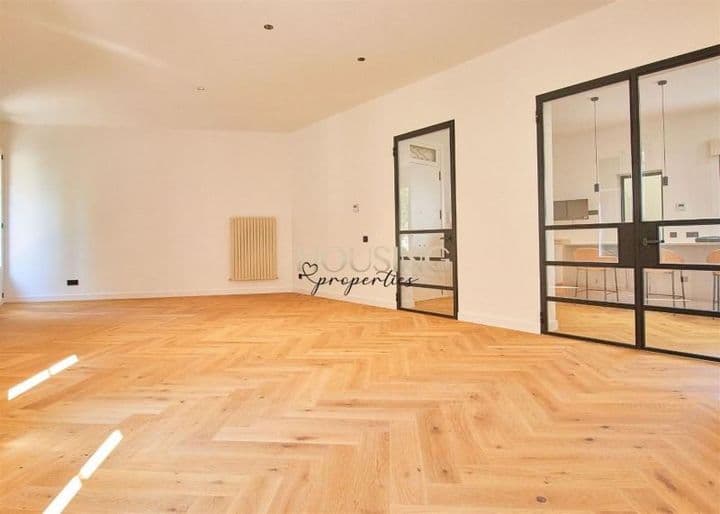 3 bedrooms apartment for sale in Arxiduc, Spain - Image 3