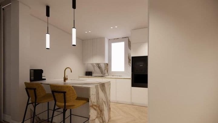 2 bedrooms apartment for sale in Salamanca, Spain - Image 2