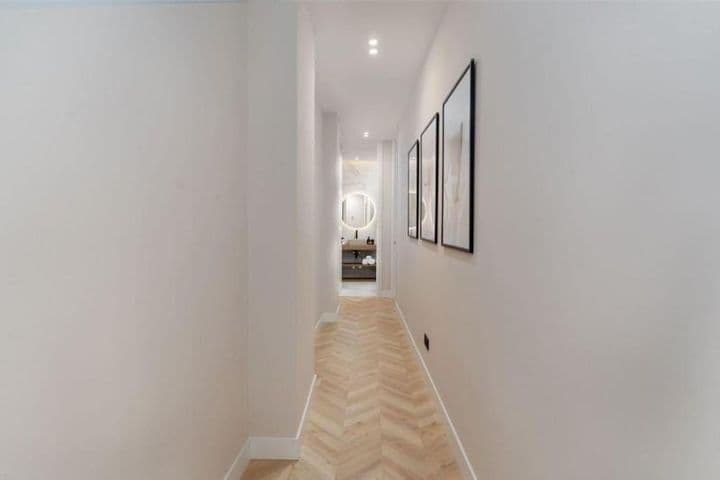 3 bedrooms apartment for sale in Madrid, Spain - Image 11