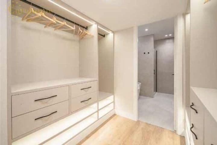 2 bedrooms apartment for sale in Recoletos, Spain - Image 7