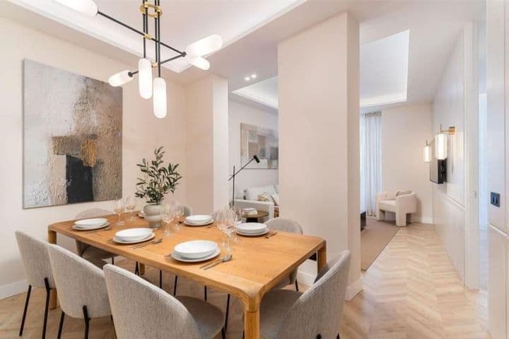 3 bedrooms apartment for sale in Madrid, Spain - Image 3