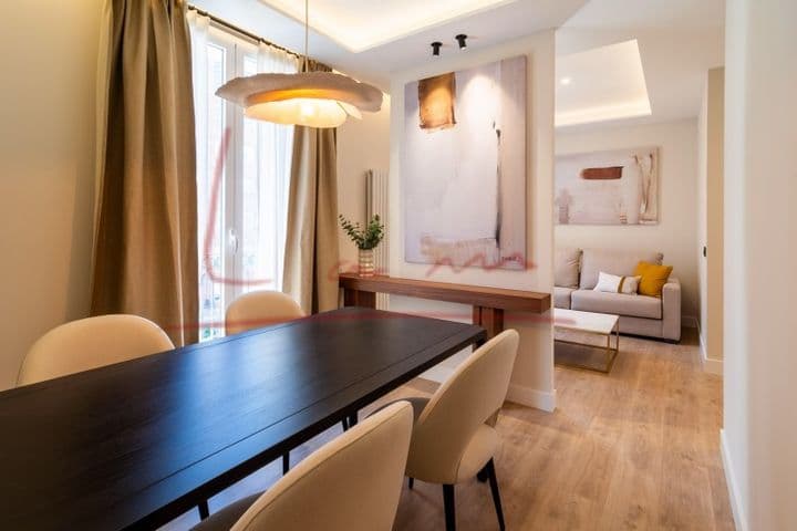 2 bedrooms apartment for sale in Castellana, Spain - Image 2