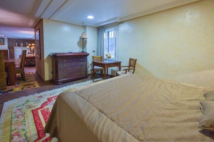 3 bedrooms apartment for sale in Chamartin, Spain - Image 10