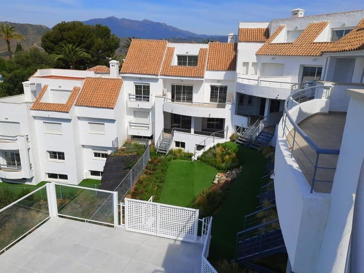 2 bedrooms apartment for sale in Costa del Sol, Spain - Image 3