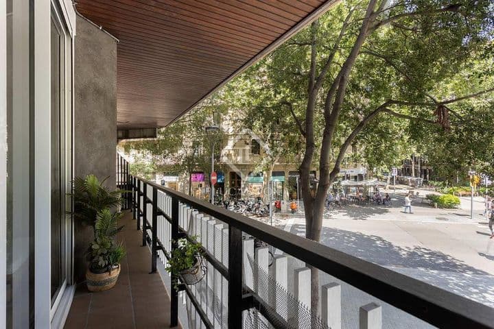 3 bedrooms apartment for rent in Barcelona, Spain - Image 4