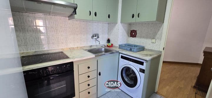 3 bedrooms apartment for rent in Oviedo, Spain - Image 12