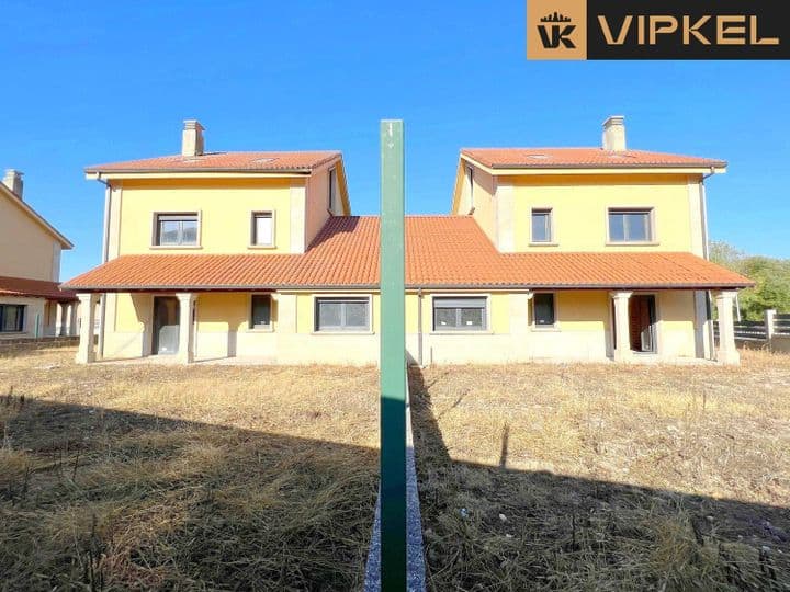 4 bedrooms house for sale in Ames, Spain - Image 9