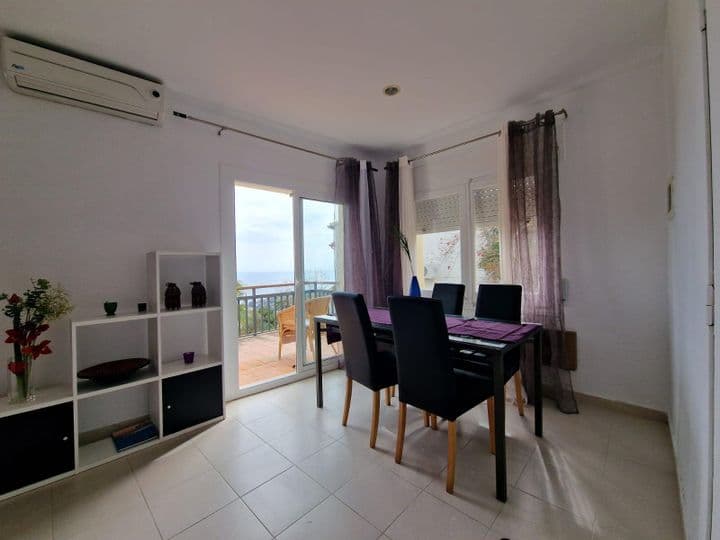 2 bedrooms house for rent in Lloret de Mar, Spain - Image 2