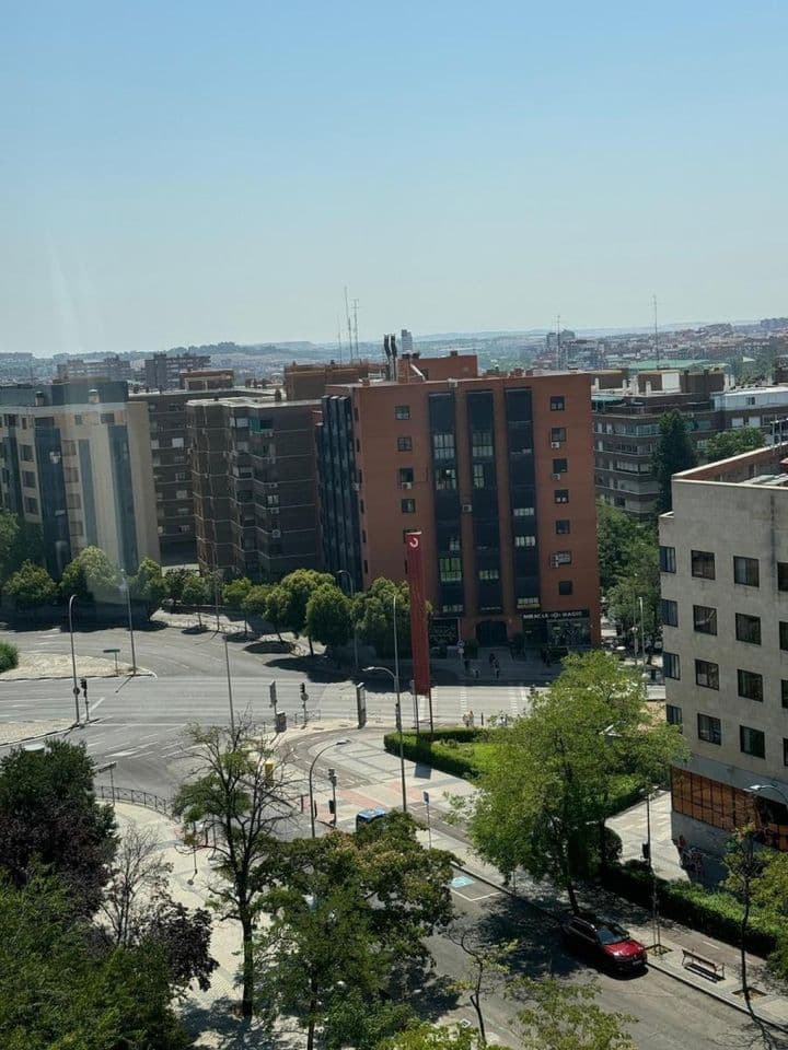 1 bedroom apartment for sale in Madrid, Spain - Image 4