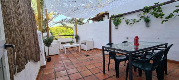 1 bedroom apartment for rent in Parque de la Paloma, Spain - Image 2