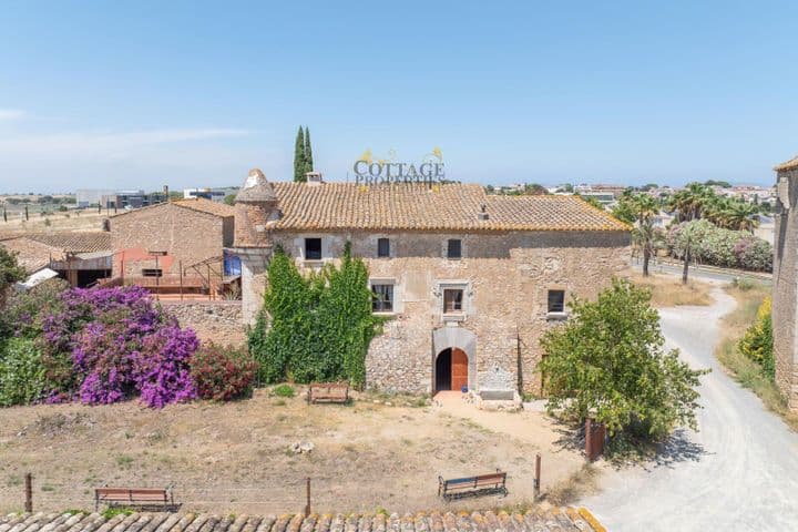 House for sale in LEscala, Spain - Image 5