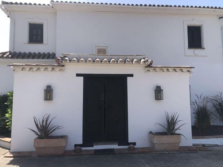 4 bedrooms house for sale in Estepona, Spain - Image 6