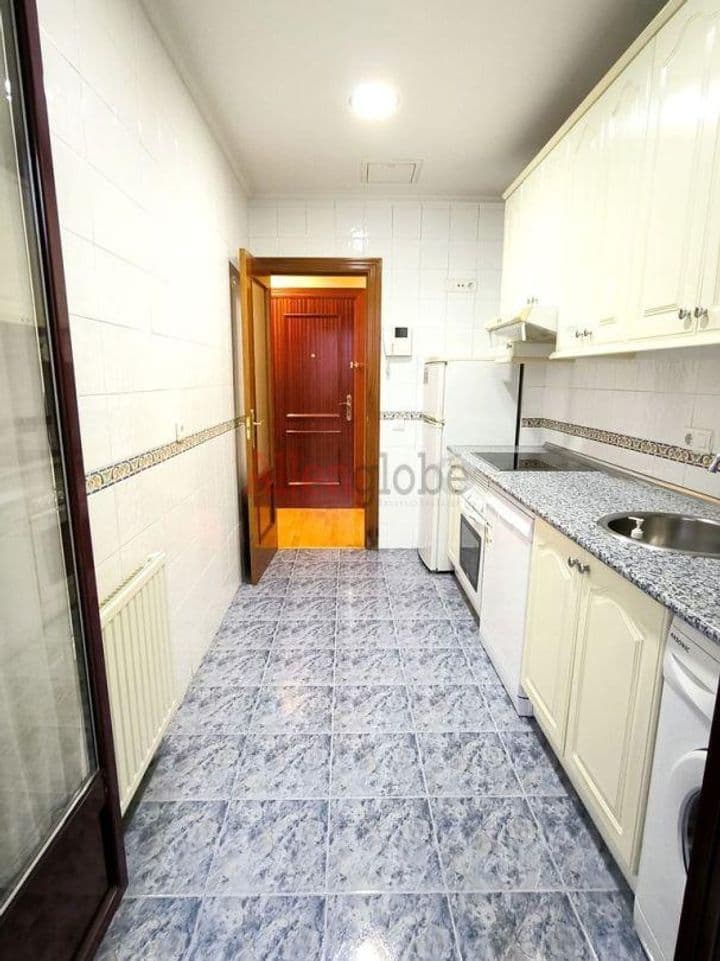 2 bedrooms apartment for sale in Oviedo, Spain - Image 9