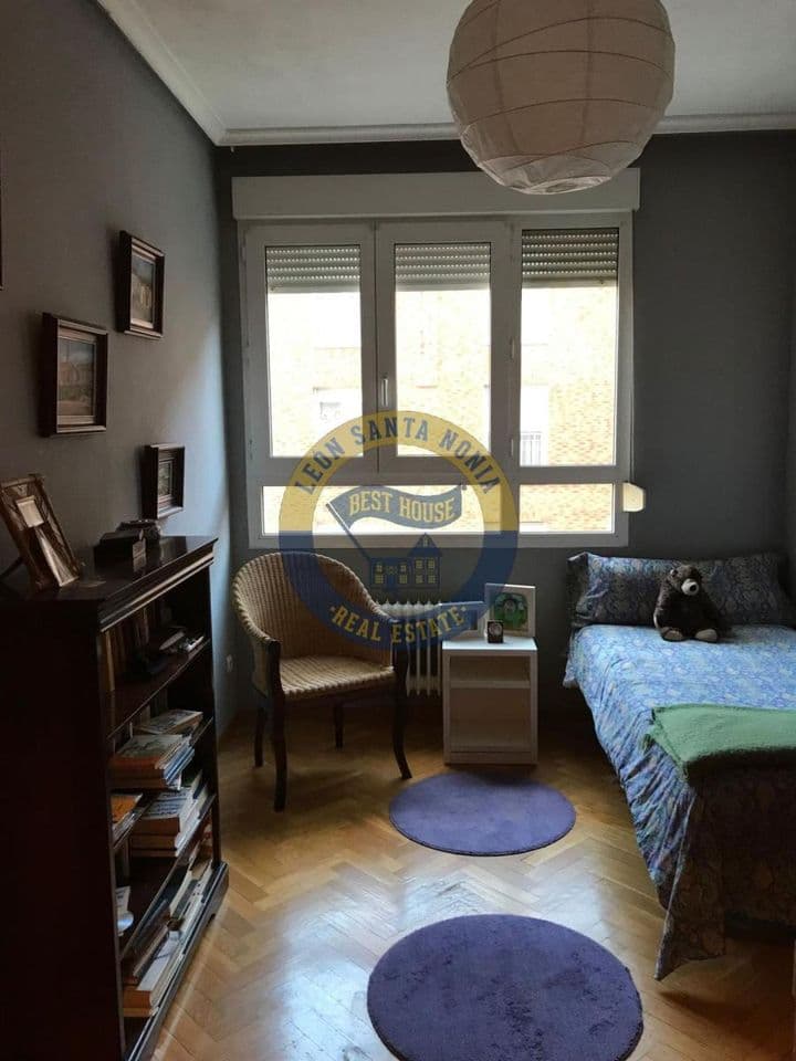 4 bedrooms apartment for sale in Leon, Spain - Image 10