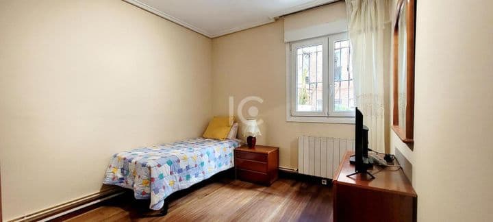 3 bedrooms apartment for rent in Getxo, Spain - Image 12