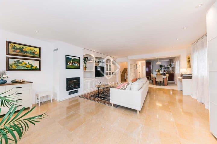 5 bedrooms house for rent in Castelldefels, Spain - Image 6