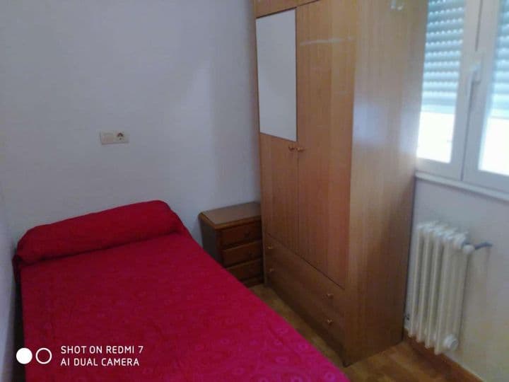 3 bedrooms apartment for rent in Salamanca, Spain - Image 7