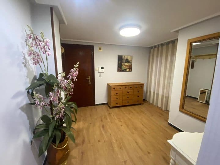 3 bedrooms apartment for rent in Gijon, Spain - Image 3