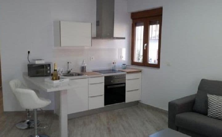 2 bedrooms apartment for rent in Albaicin, Spain