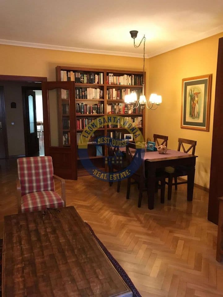 4 bedrooms apartment for sale in Leon, Spain - Image 5