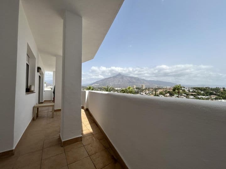 2 bedrooms apartment for sale in Nueva Andalucia, Spain - Image 2